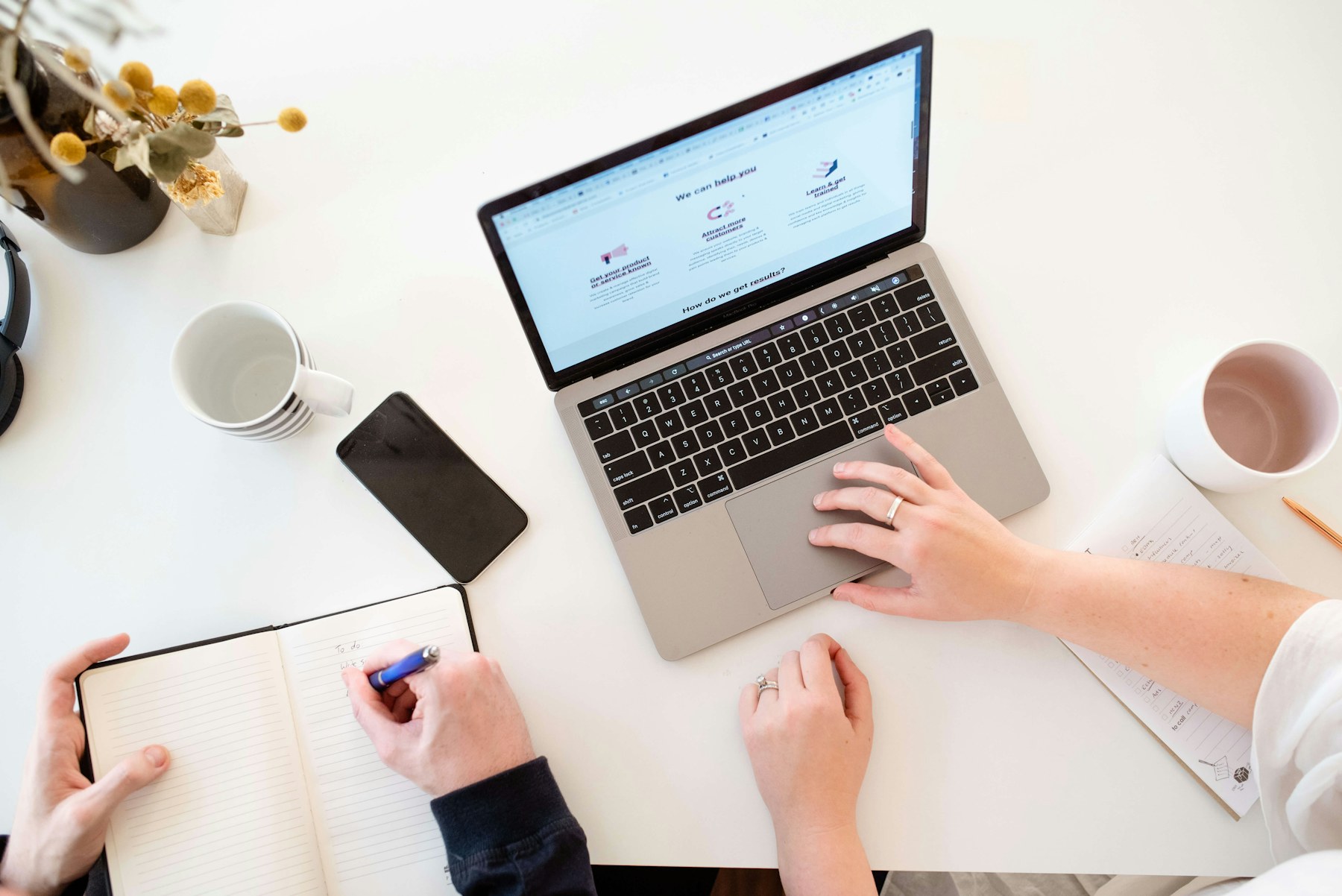 Technology research workspace representing independent refurbished-tech buying guides